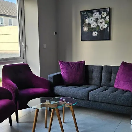 Knocknacarra House - Stylish Spacious House Near Salthill Holiday home Galway